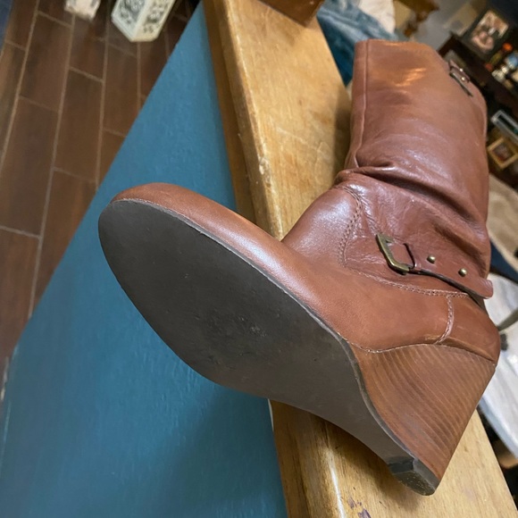 Guess Boots - Picture 3 of 4